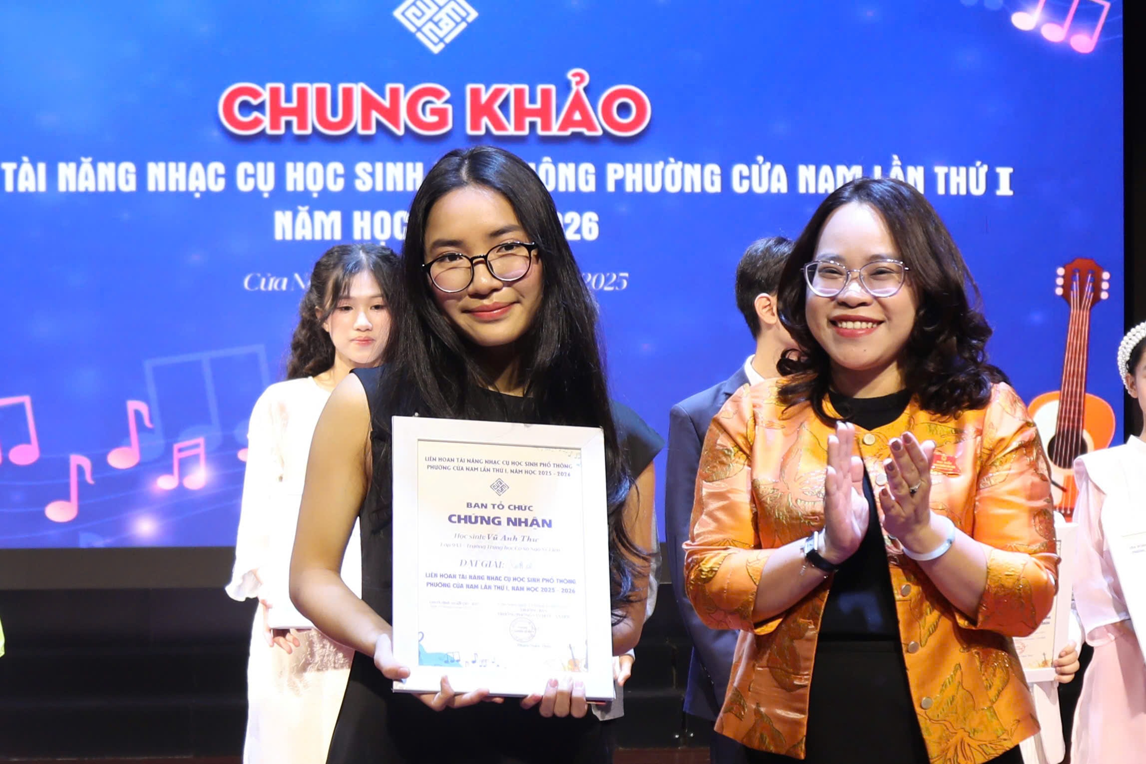 2512-cua-nam-lien-hoan-nhac-cu-7.jpg