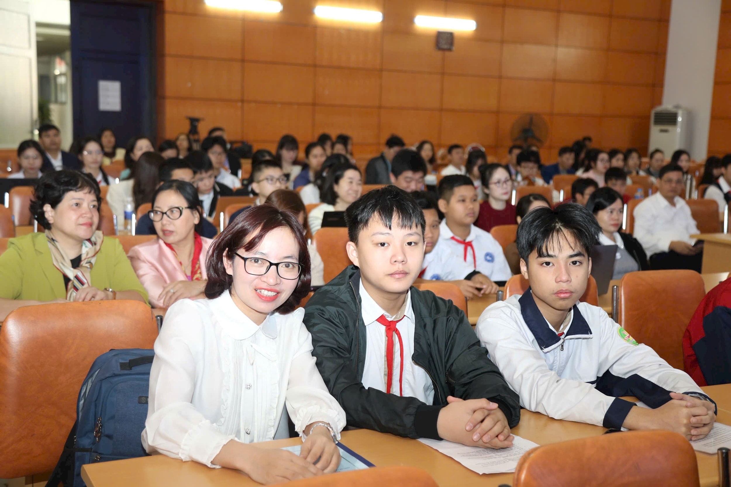 2512-thi-khkt4.jpg