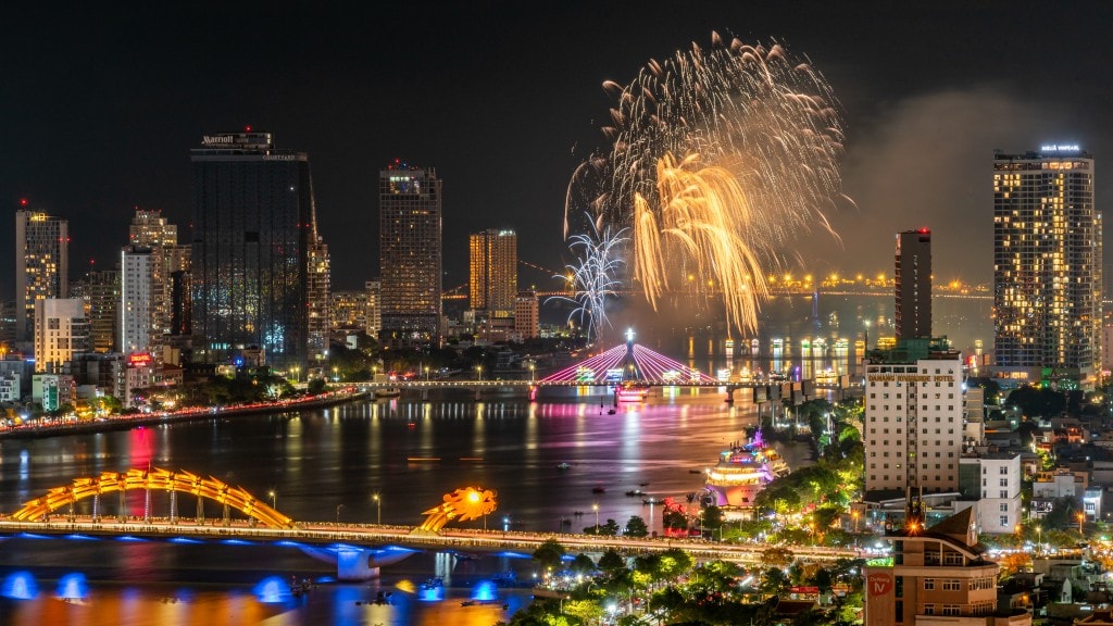 Đà Nẵng cần trở thành đô thị về đêm tầm cỡ với những quần thể đẳng cấp. Ảnh Nhật Hoàng