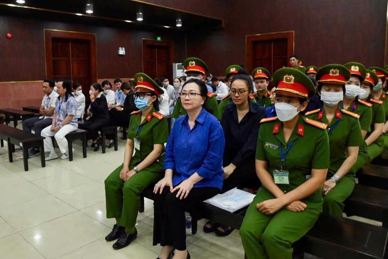 [Podcast] Tin tức ngày 26-11: Chi trả đợt 5 vụ Trương Mỹ Lan, hơn 42.000 trái chủ nhận tiền bồi thường
