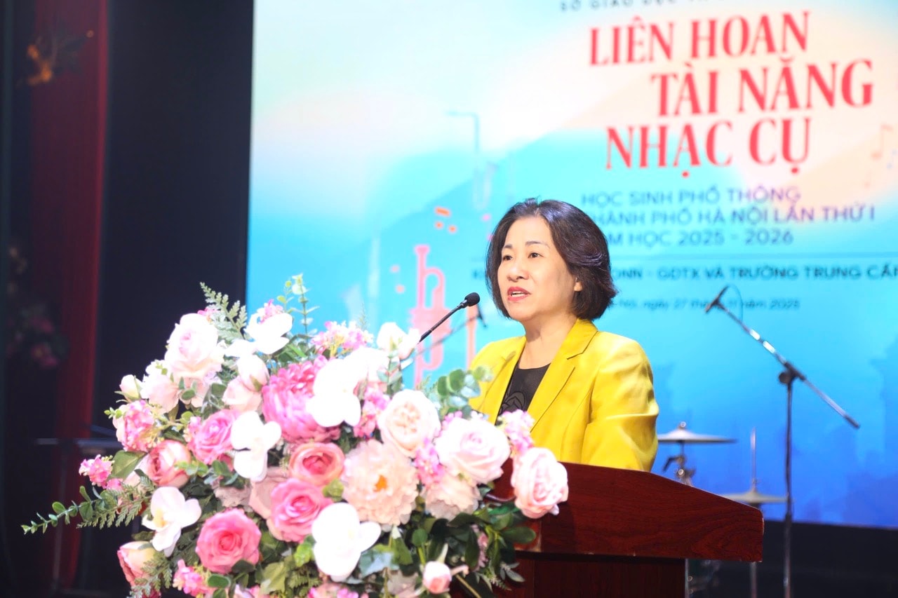 2711-lien-hoan-nhac-cu-gdtx1.jpg