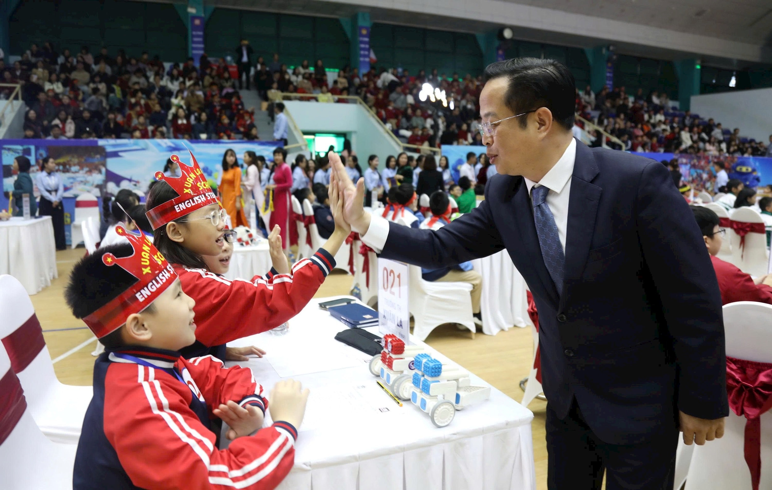 2911-ngay-hoi-tieng-anh-tieu-hoc-6.jpg