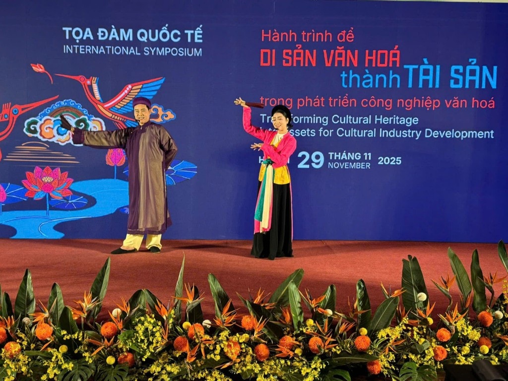 Hà Nội sở hữu nhiều di sản vật thể và phi vật thể (Ảnh: Hoàng Lân)