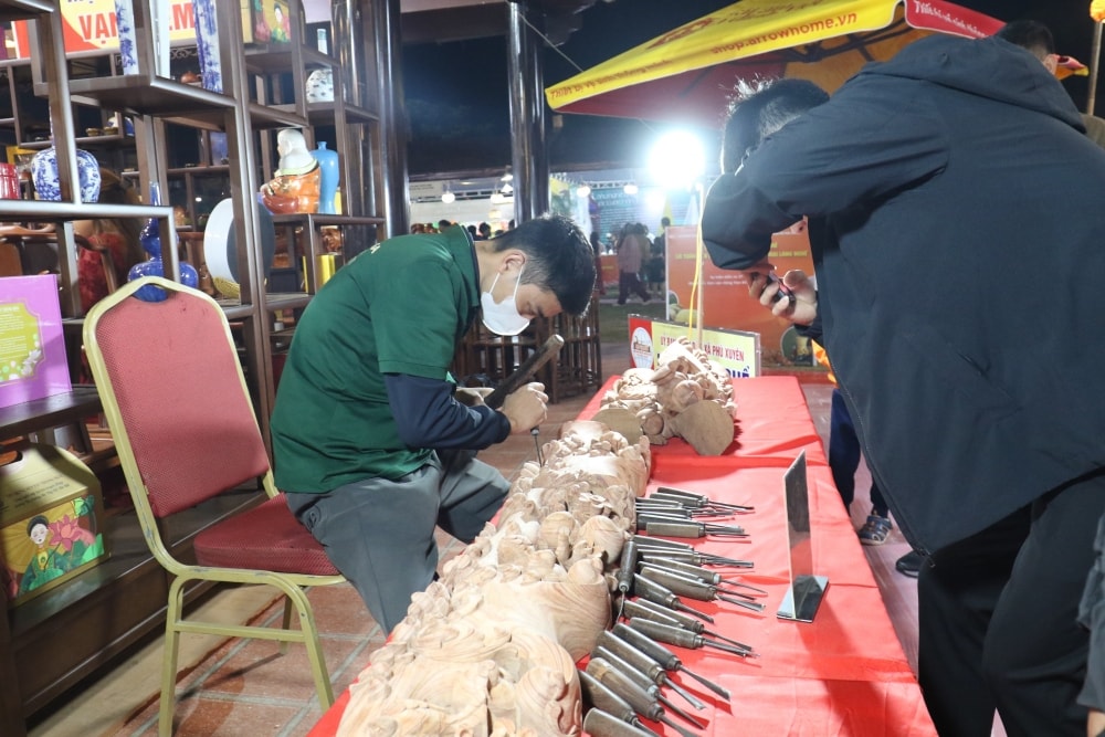 Người thợ cũng trở thành nghệ sỹ Người thợ cũng trở thành nghệ sỹ
