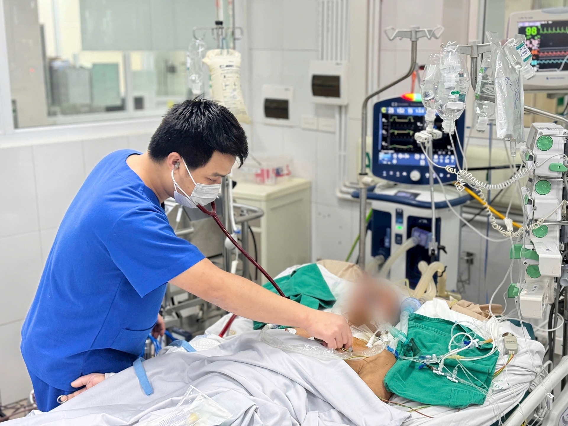[Podcast] Chuyên gia cảnh báo đừng biến thuốc Tamiflu thành "thần dược"