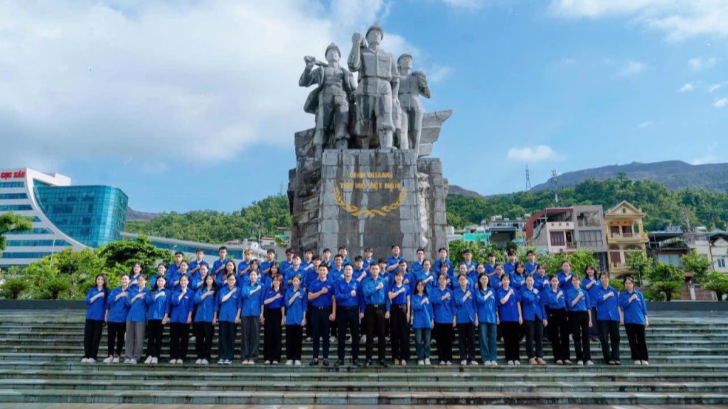 Thanh niên vùng mỏ, vùng biển Quảng Ninh gửi kiến nghị về an sinh, việc làm và phát triển bền vững.