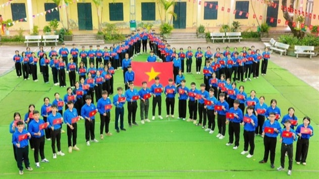 Tuổi trẻ đồng hành cùng sự phát triển, sẵn sàng đảm nhận những nhiệm vụ khó, việc mới.