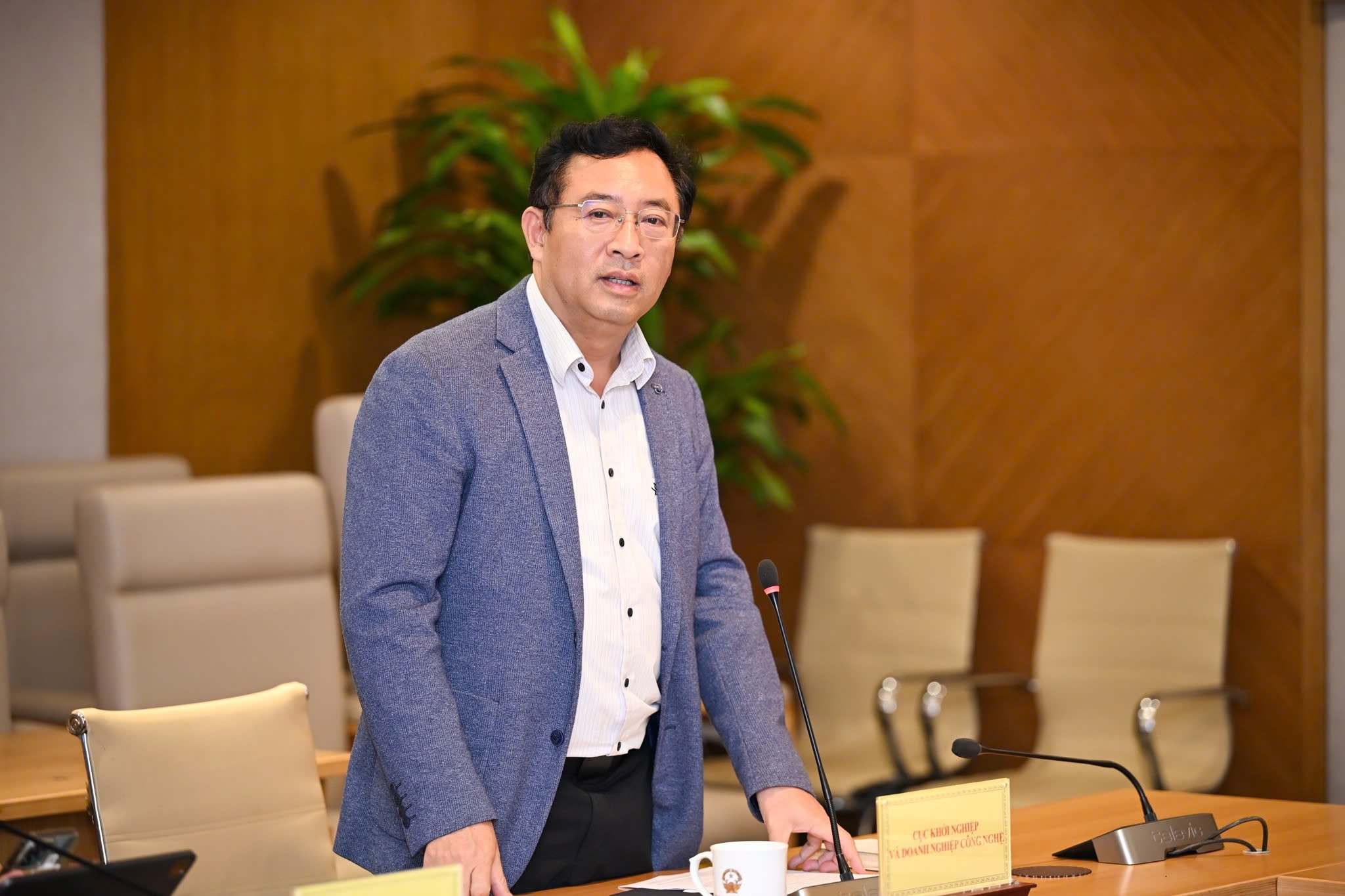 pham-hong-quat.04.jpg