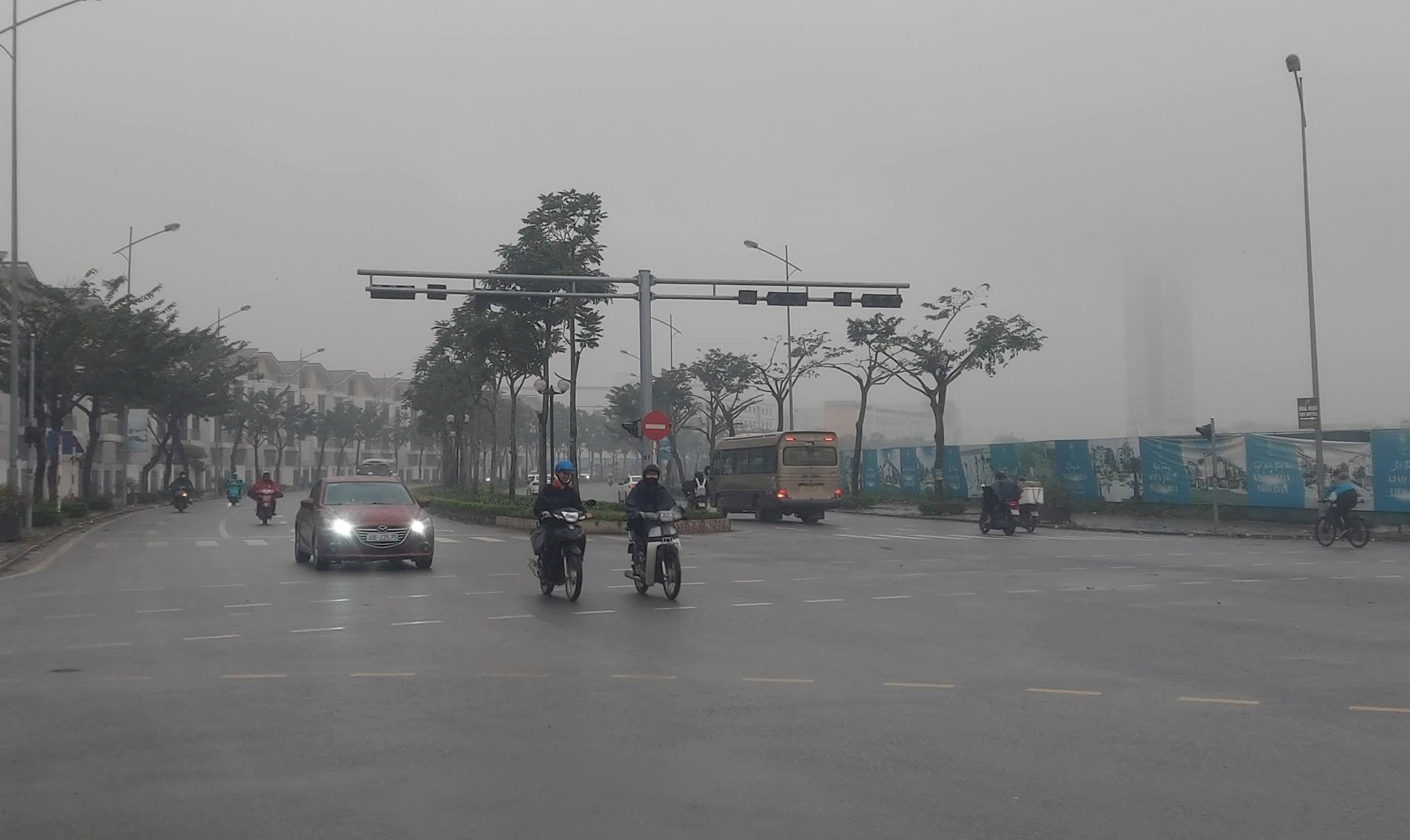 ha-noi-mua-nho-va-ret.jpg