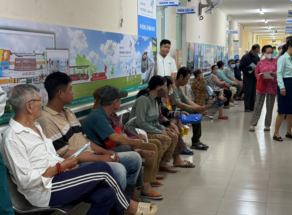 Ngay khi vừa khai trương, nhiều người dân đã tới Bệnh viện Từ Dũ 2 để thăm khám (ảnh: SYT TP Hồ Chí Minh)
