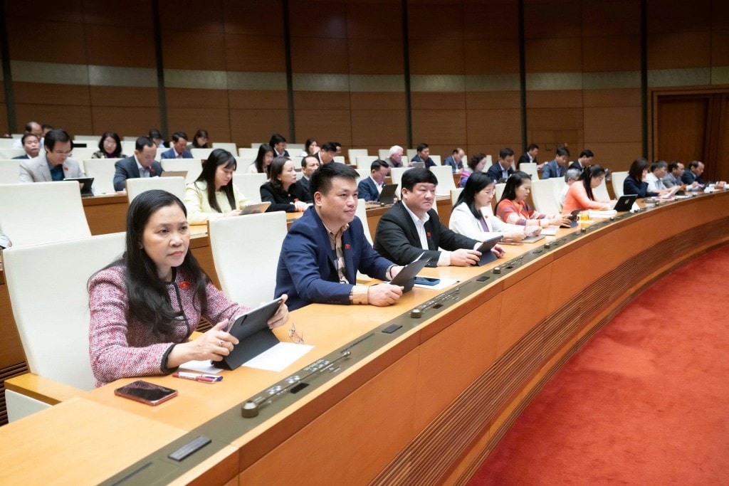 ĐBQH đề nghị mở rộng cánh cửa THPT từ năm học 2026–2027