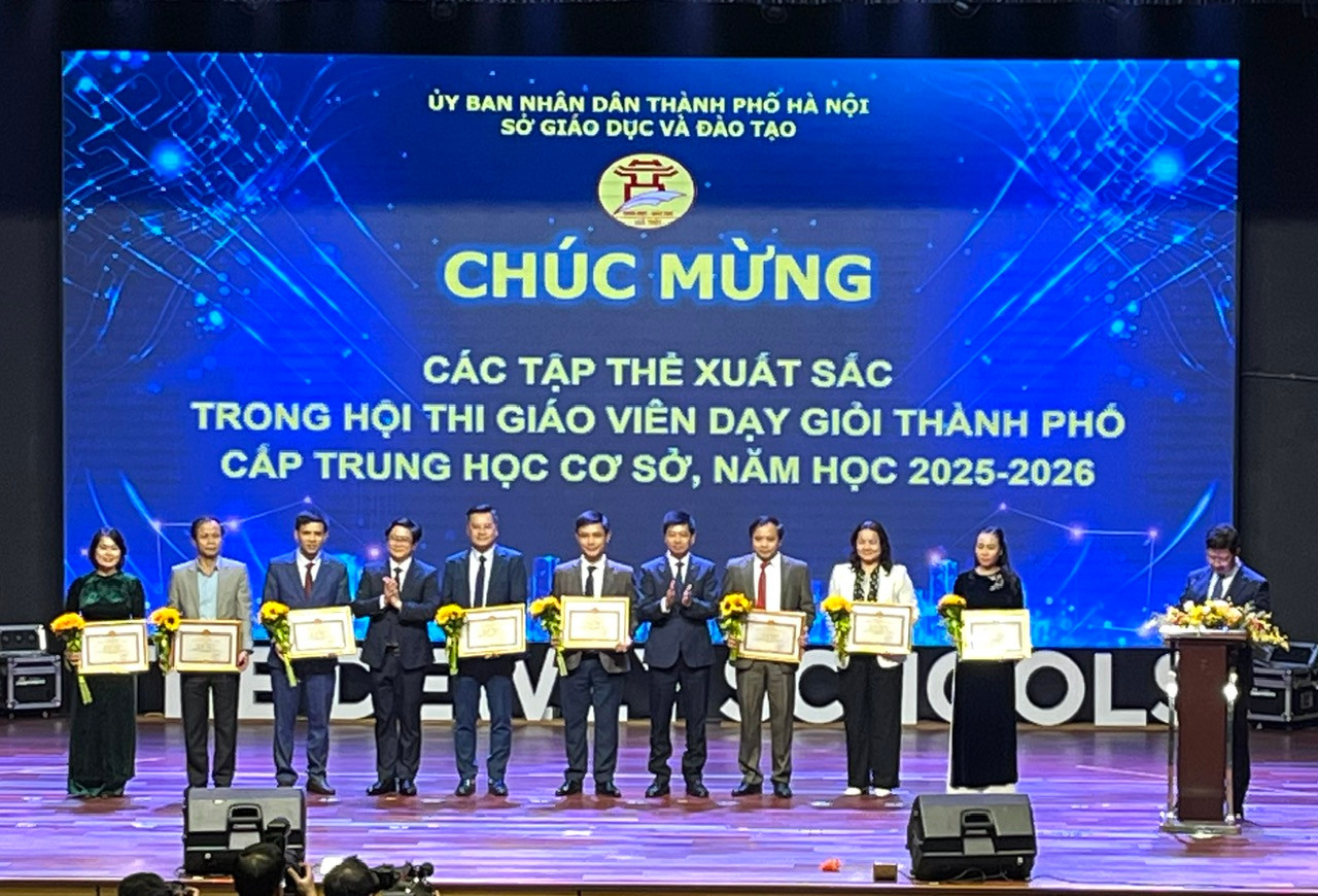 0512-so-khen-thuong-gvg-thcs-1.jpg