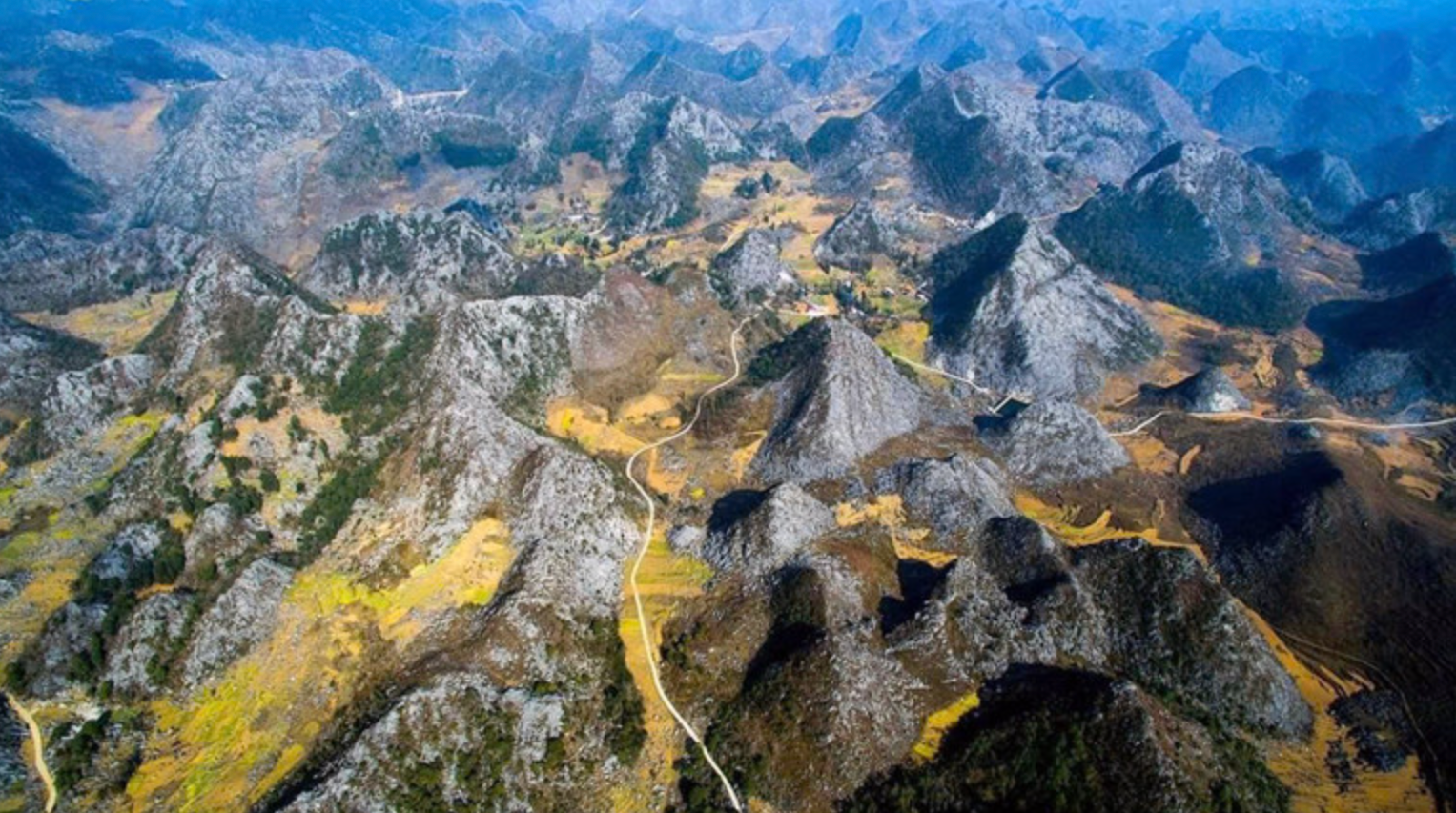 Toàn cảnh cao nguyên đá. Ảnh: Nguyễn Thanh