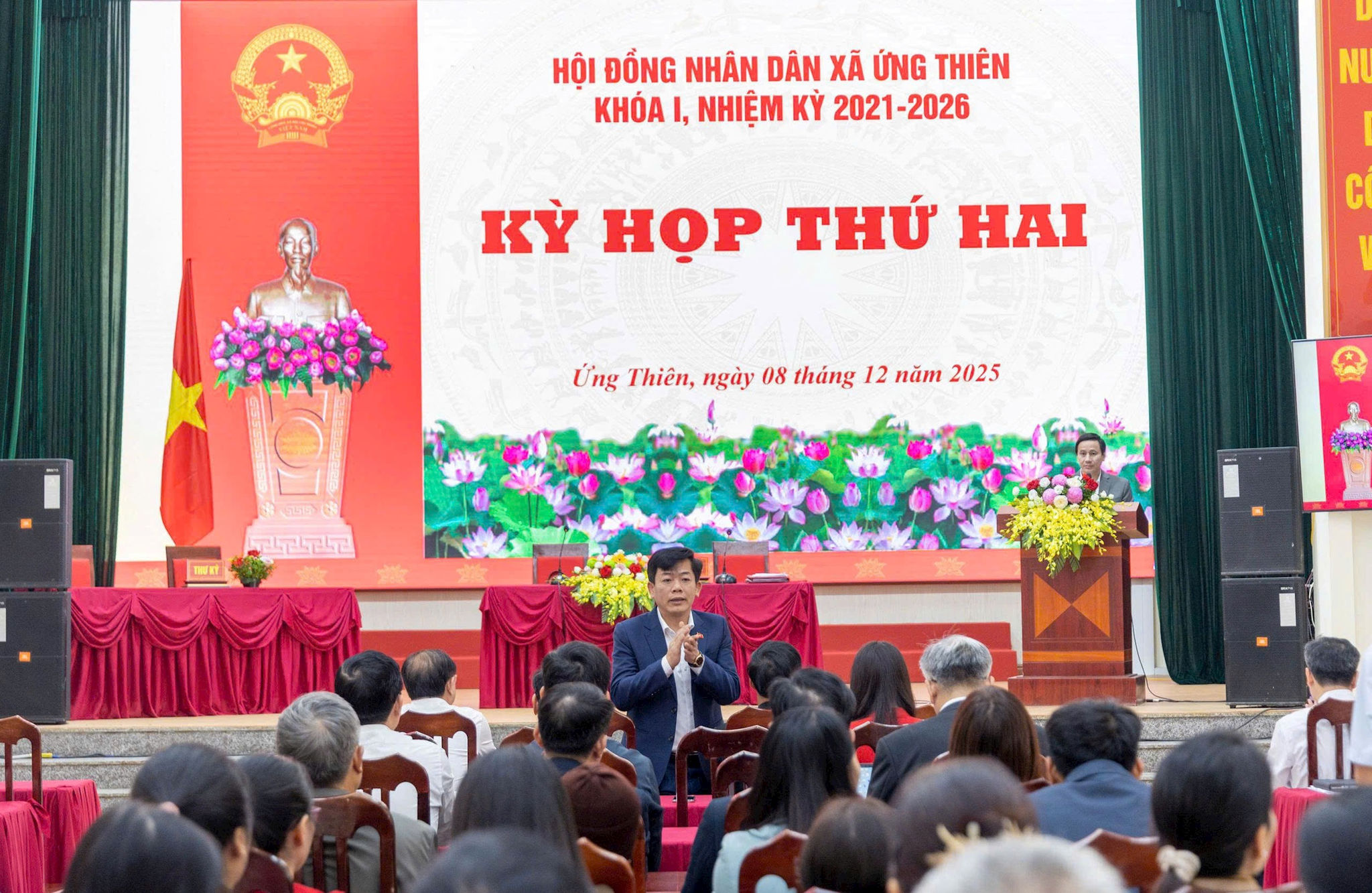hdn-xa-ung-th4ie1n.jpg