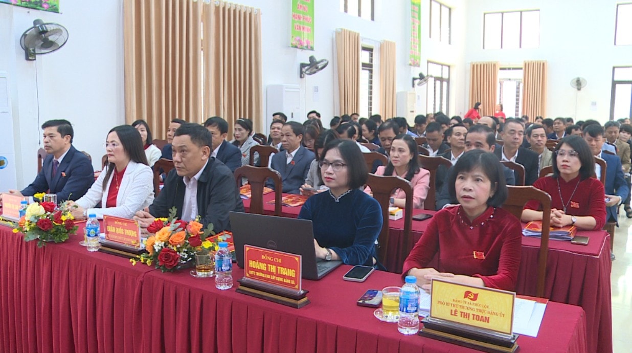 Đại biểu dự kỳ họp. Ảnh: Minh Tuyết