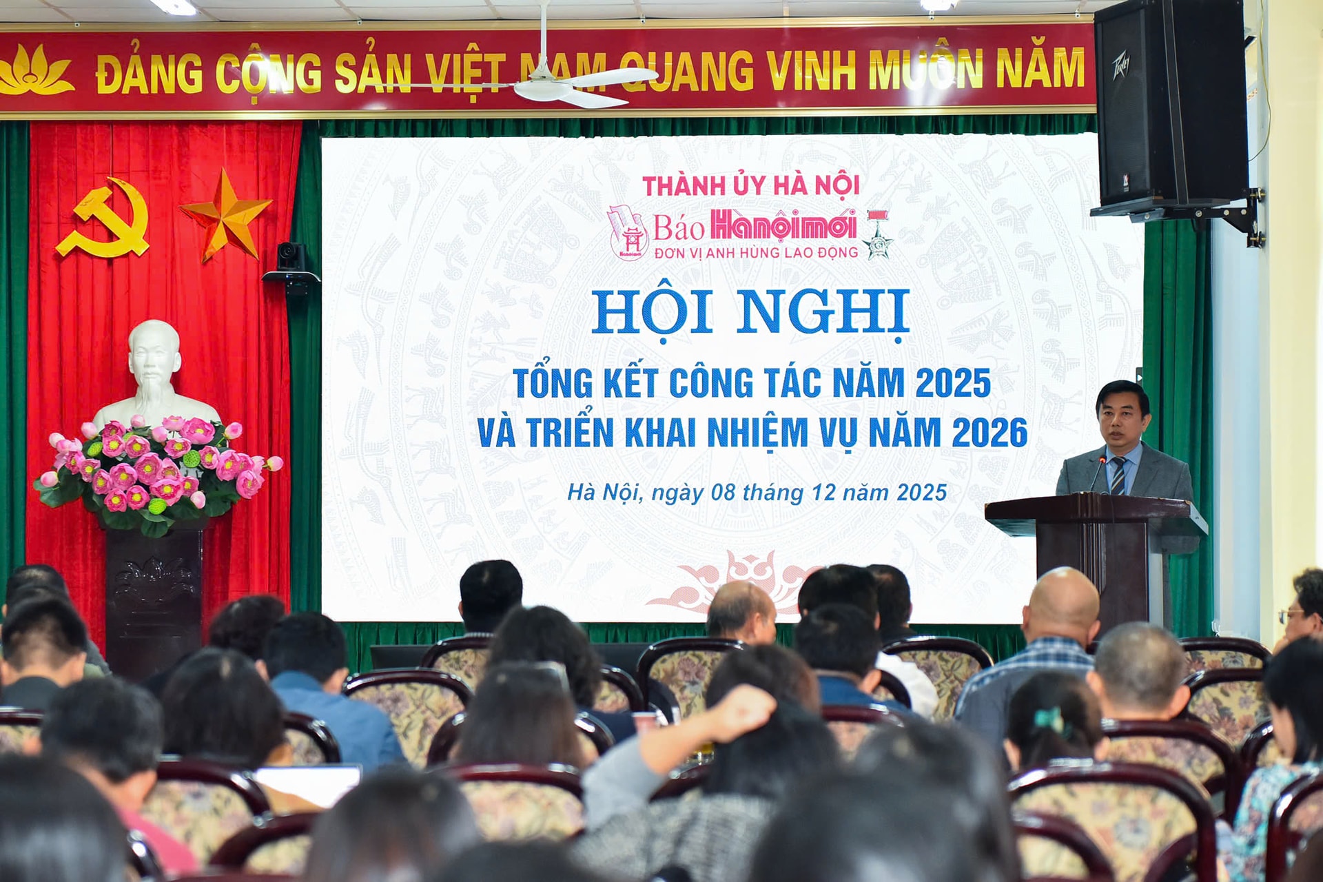 bhnm-quang-canh-hoi-nghi.jpg