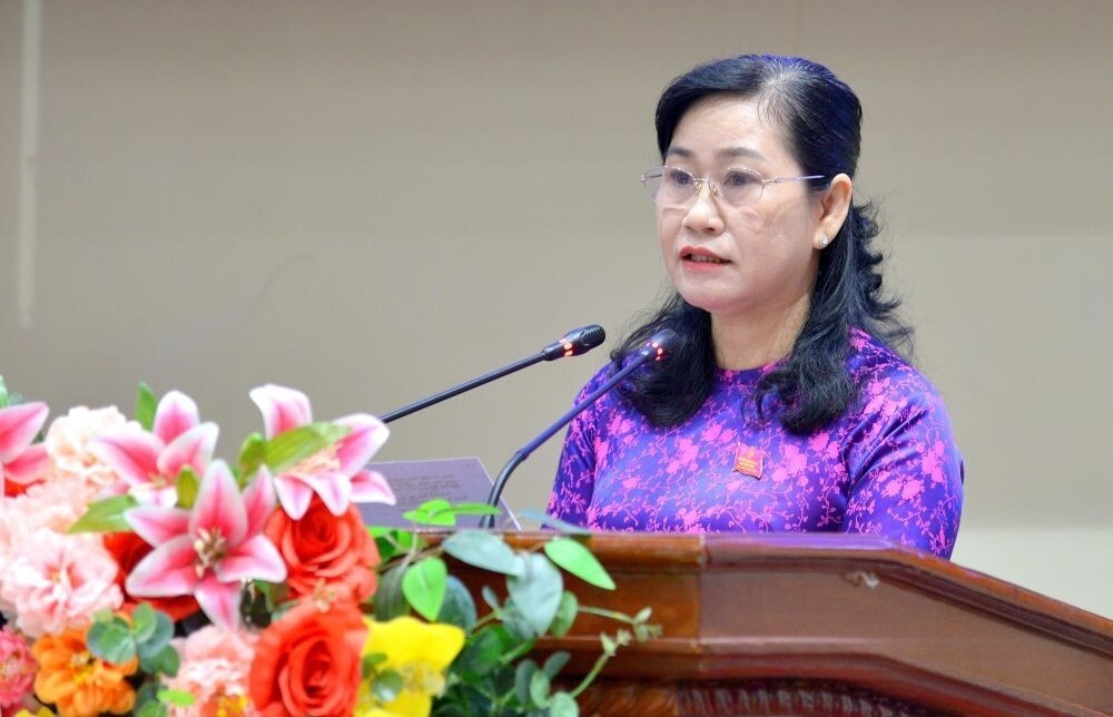 Phó Bí thư Tỉnh ủy, Chủ tịch HĐND tỉnh Châu Thị Mỹ Phương phát biểu bế mạc Kỳ họp.