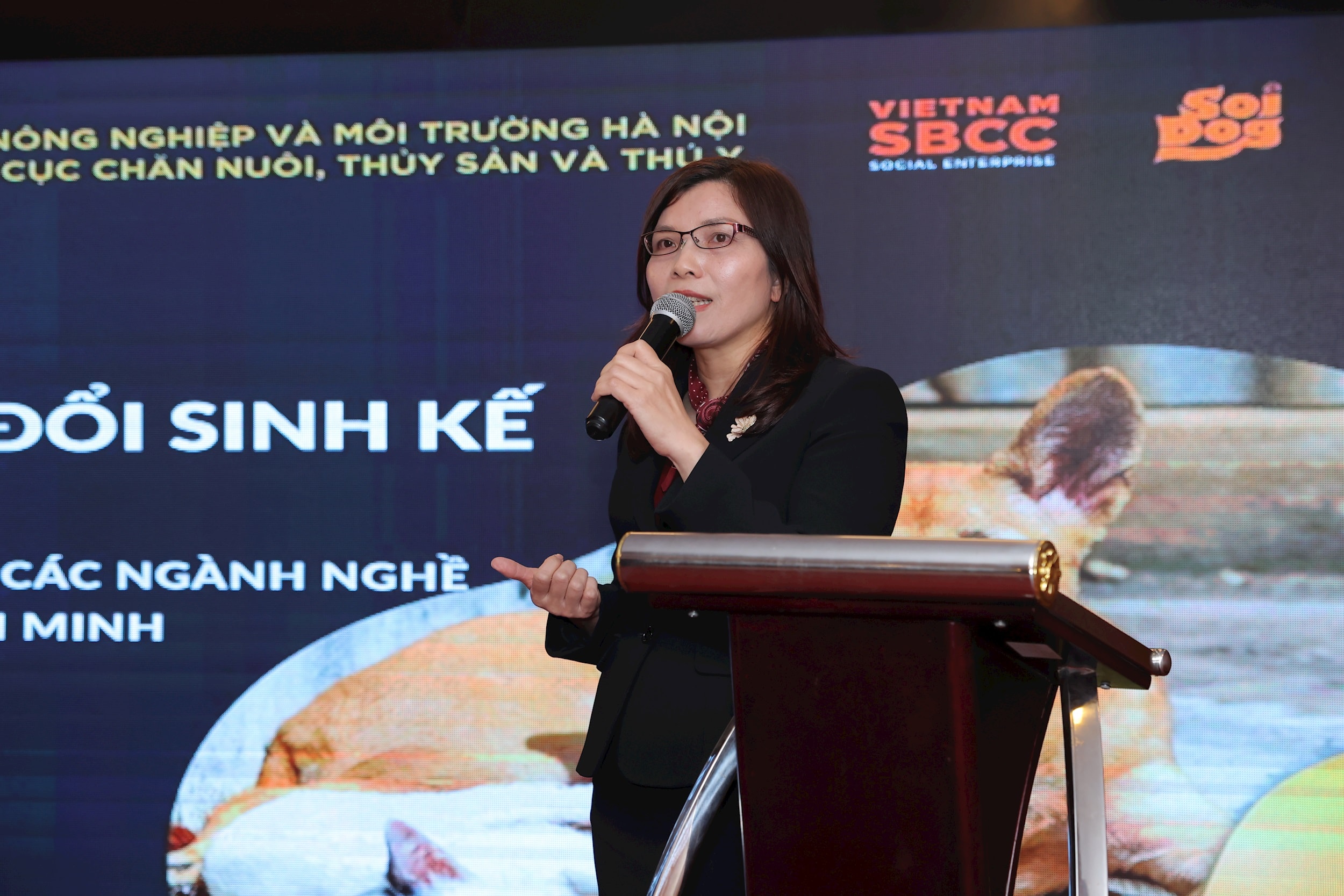 10-ba-bui-thi-duyen-giam-doc-sbcc-vietnam.jpg