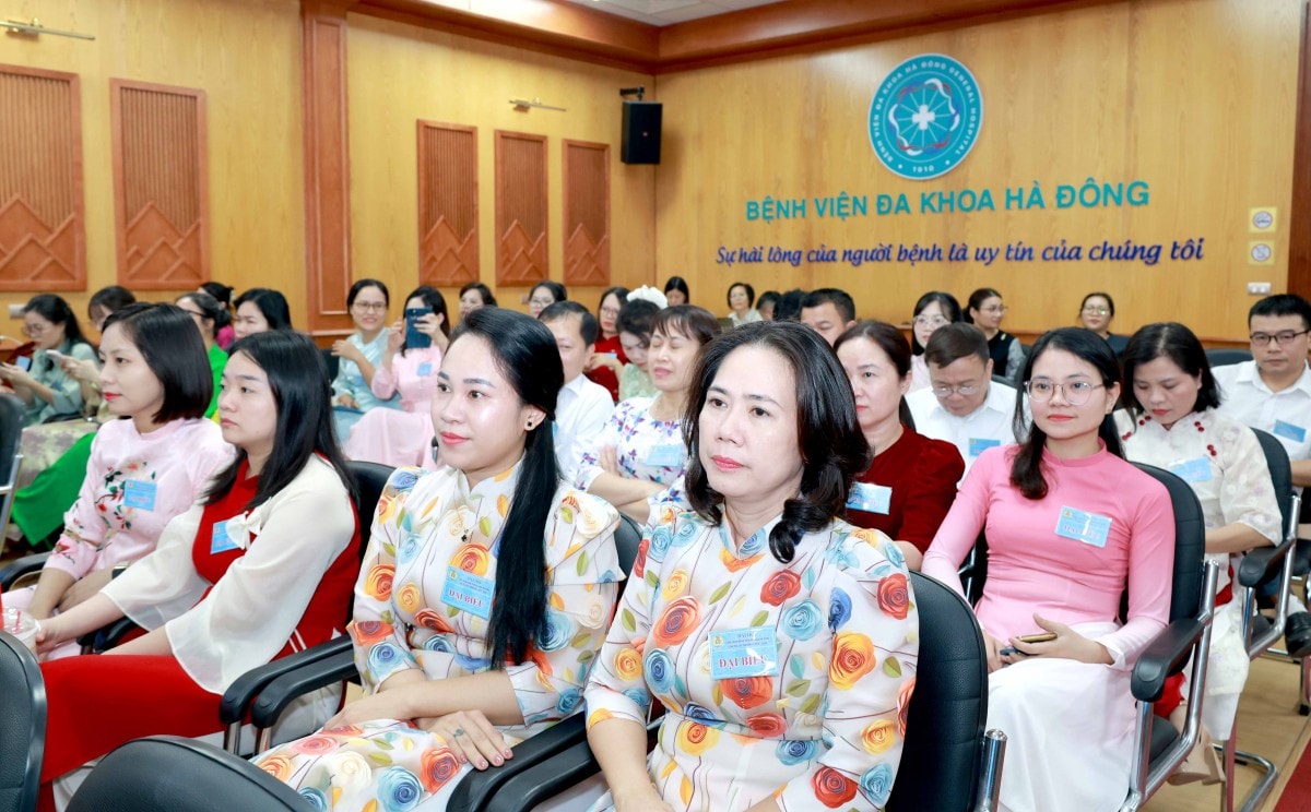TRỰC TUYẾN: Đại hội Công đoàn Bệnh viện Đa khoa Hà Đông lần thứ XVII, nhiệm kỳ 2025   2030
