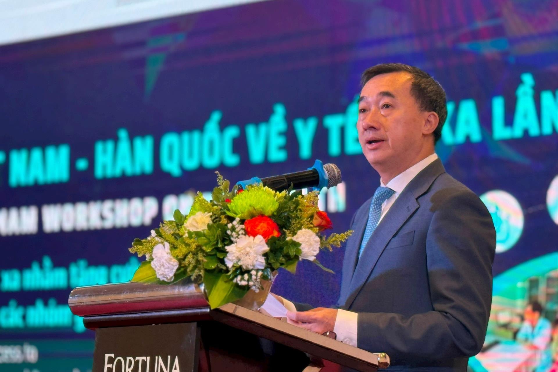 11-12-thu-truong.jpg