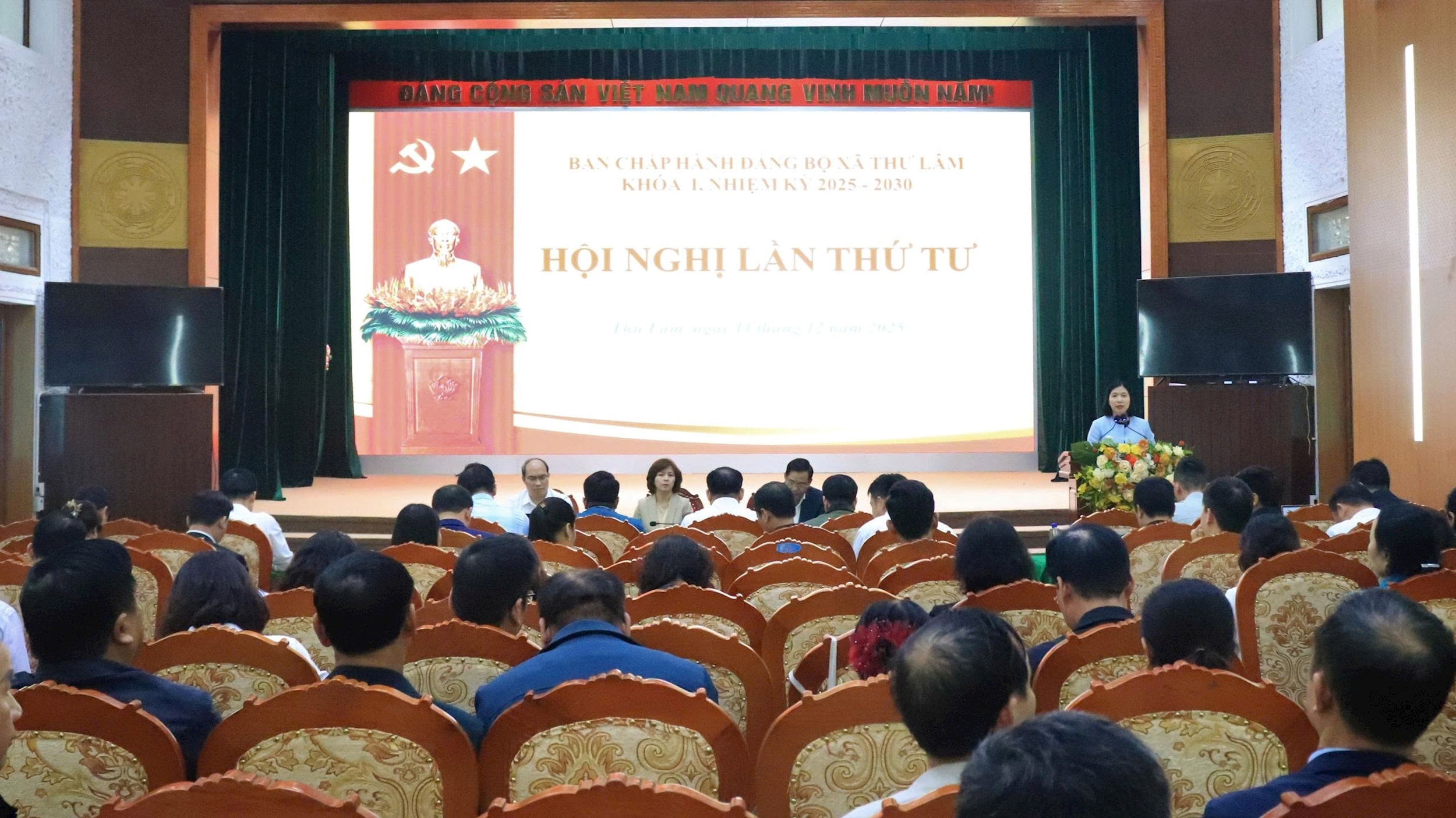 quang-canh-ky-hop-thu-lam.jpg