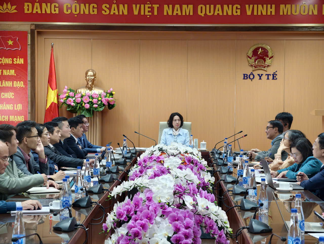 quang-canh-hop-bai-liet.jpg