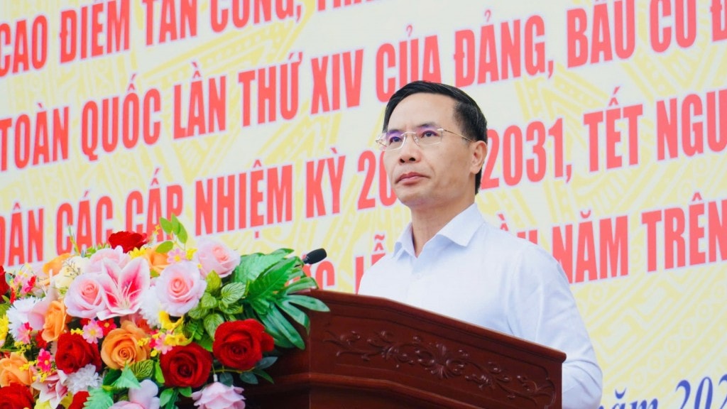 Chủ tịch UBND thành phố Đà Nẵng Phạm Đức Ấn phát biểu chỉ đạo tại lễ ra quân (Ảnh: danang.gov)