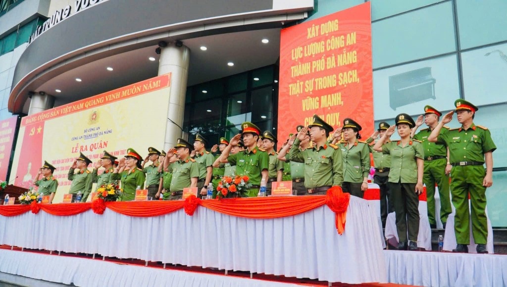Công an TP Đà Nẵng tổ chức Lễ ra quân thực hiện cao điểm tấn công, trấn áp tội phạm 