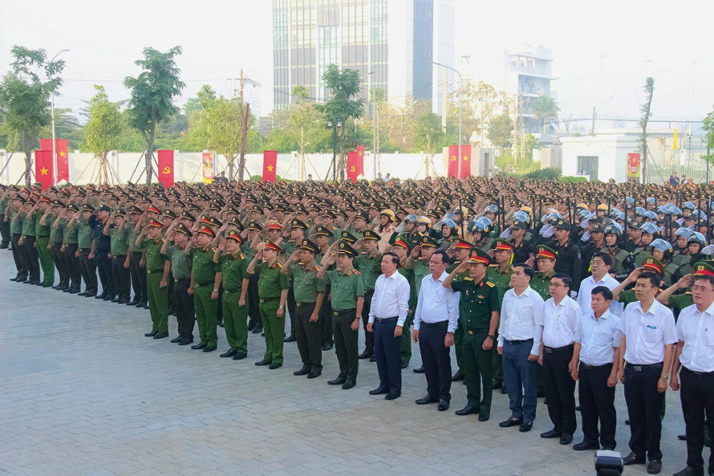 Phó Bí thư Tỉnh ủy, Chủ tịch UBND tỉnh Nguyễn Văn Út; cùng với đó là sự hiện diện của đồng chí Võ Tấn Đức, Phó Bí thư Tỉnh ủy; lãnh đạo Ban Thường vụ, Ban Chấp hành Đảng bộ tỉnh và đại diện các sở, ngành, chính quyền địa phương