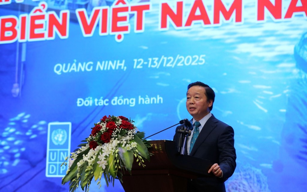 Phó Thủ tướng Trần Hồng Hà phát biểu tại Diễn đàn Phát triển bền vững kinh tế biển Việt Nam năm 2025 - Ảnh: VGP/Minh Khôi