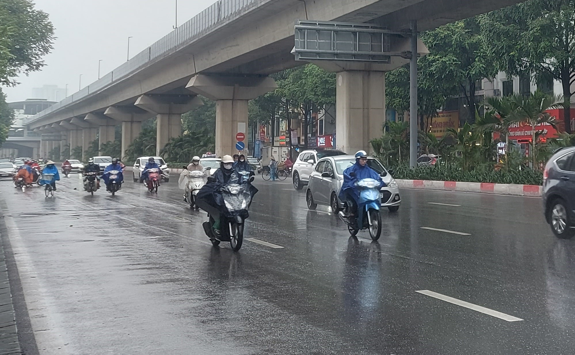 ha-noi-mua-ret12.jpg