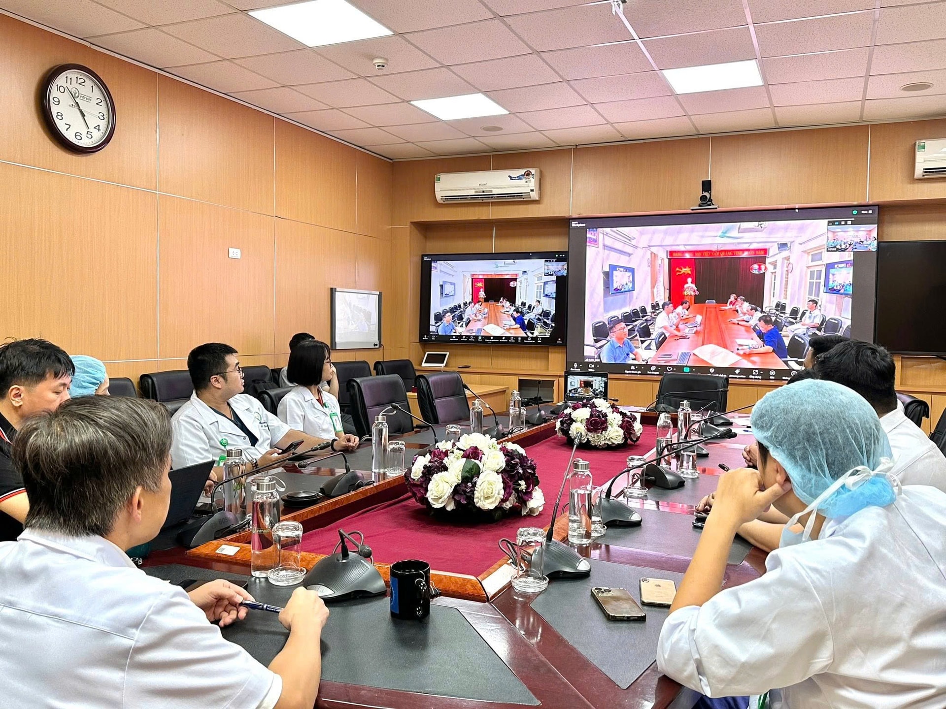 Telemedicinális konzultáció a Vietnam-Német Barátság Kórházból. (A kórház által biztosított kép..jpg)