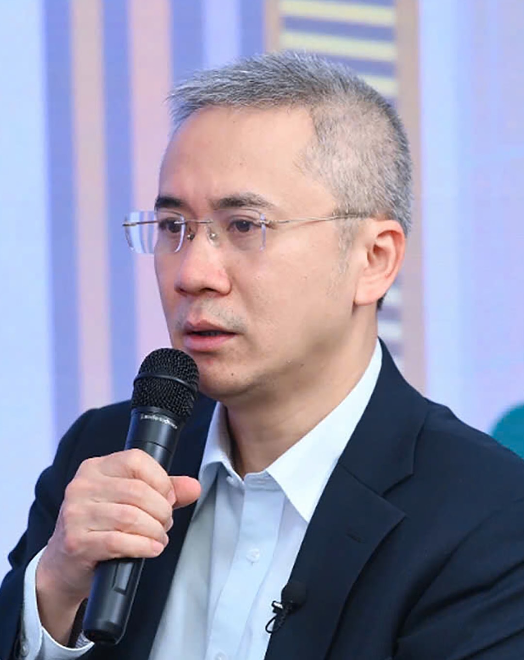 yk-phan-le-binh.jpg