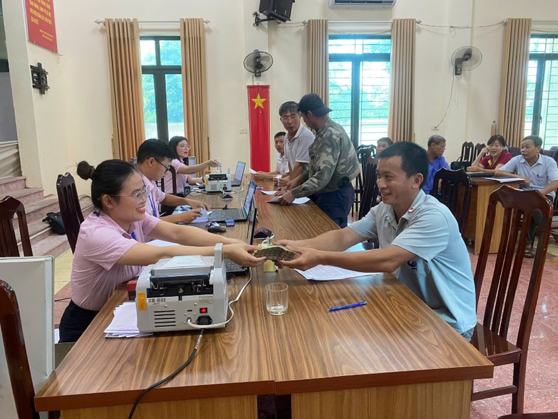ngan-hang-csxh-soc-son2.jpg