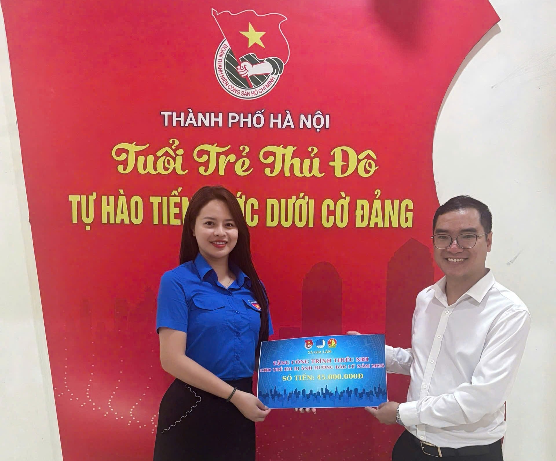 Công trình thiếu nhi trị giá 45 triệu đồng của Đoàn xã Gia Lâm gửi tới Thành đoàn Hà Nội. Ảnh: ĐTN