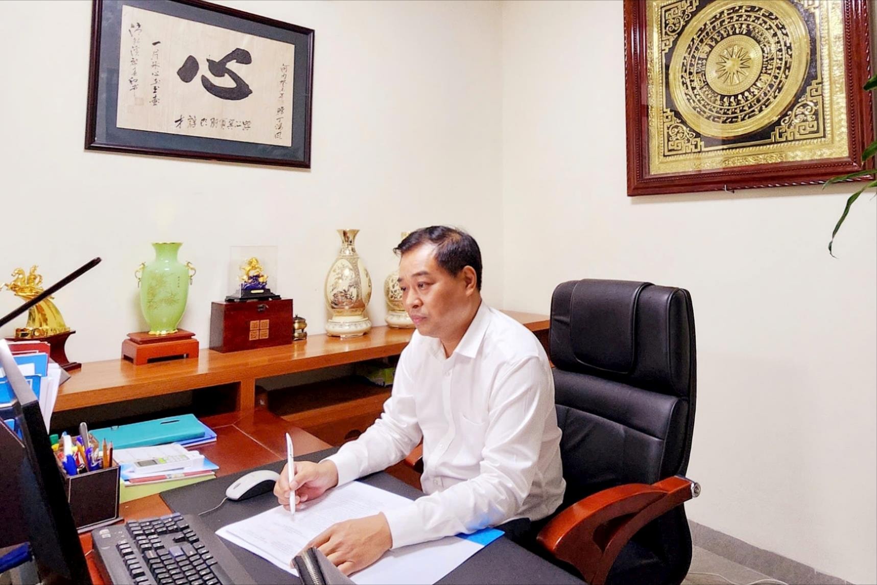 anh-1-ong-phong.jpg