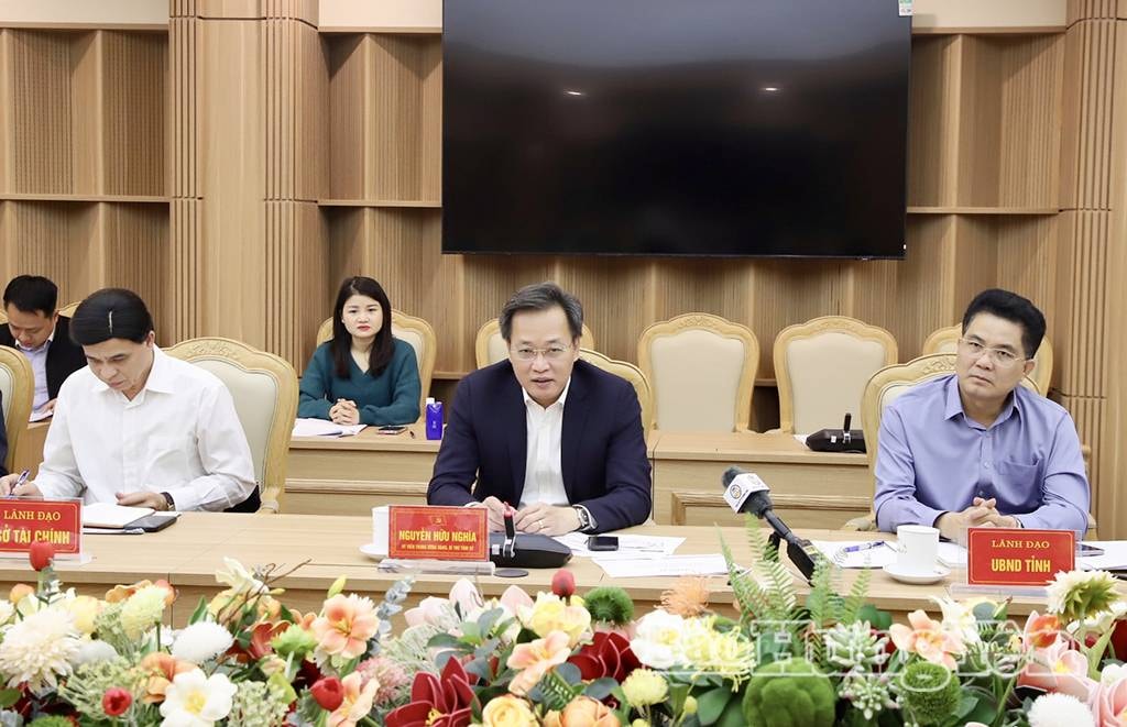 Bí thư Tỉnh ủy Hưng Yên Nguyễn Hữu Nghĩa làm việc với Công ty cổ phần Tập đoàn Trường Hải