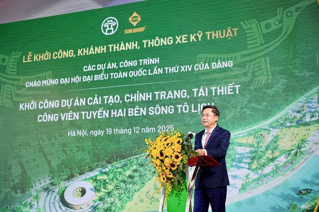 Trưởng ban Tổ chức Thành ủy Hà Nội Hà Minh Hải phát biểu tại lễ khởi công. Ảnh: VGP/TL