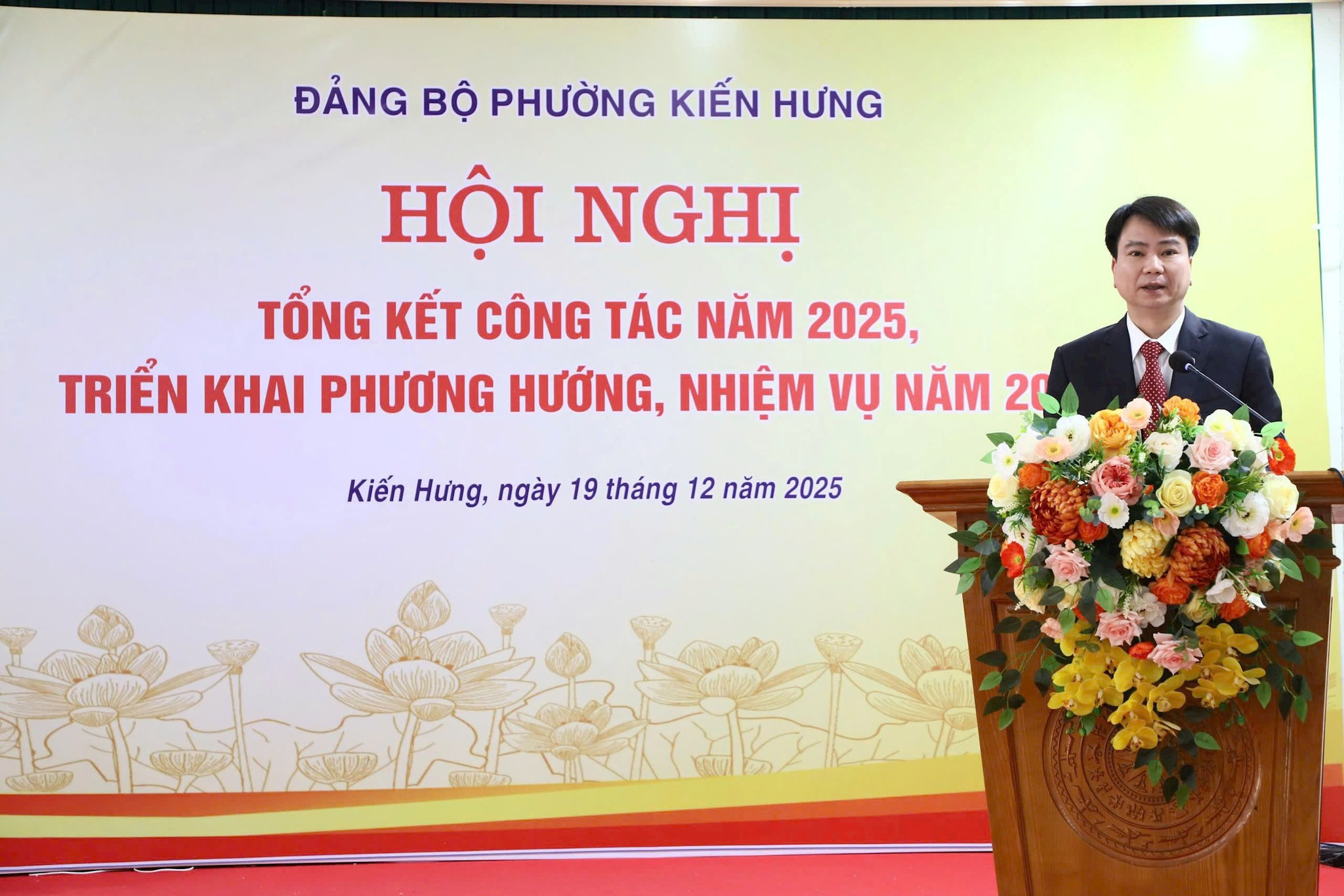bi-thu-quyet.jpg