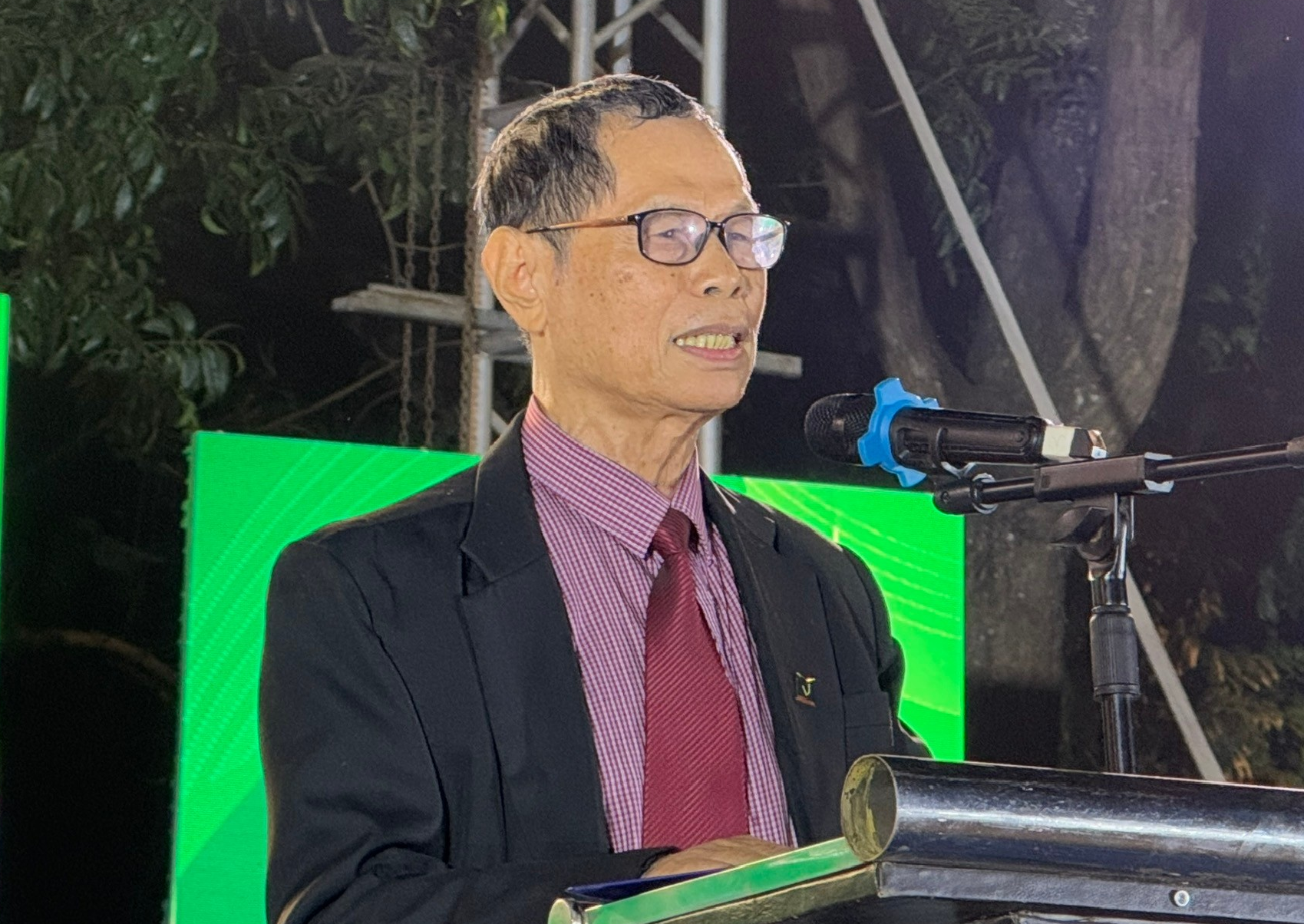 1-moi-truong-xanh.png
