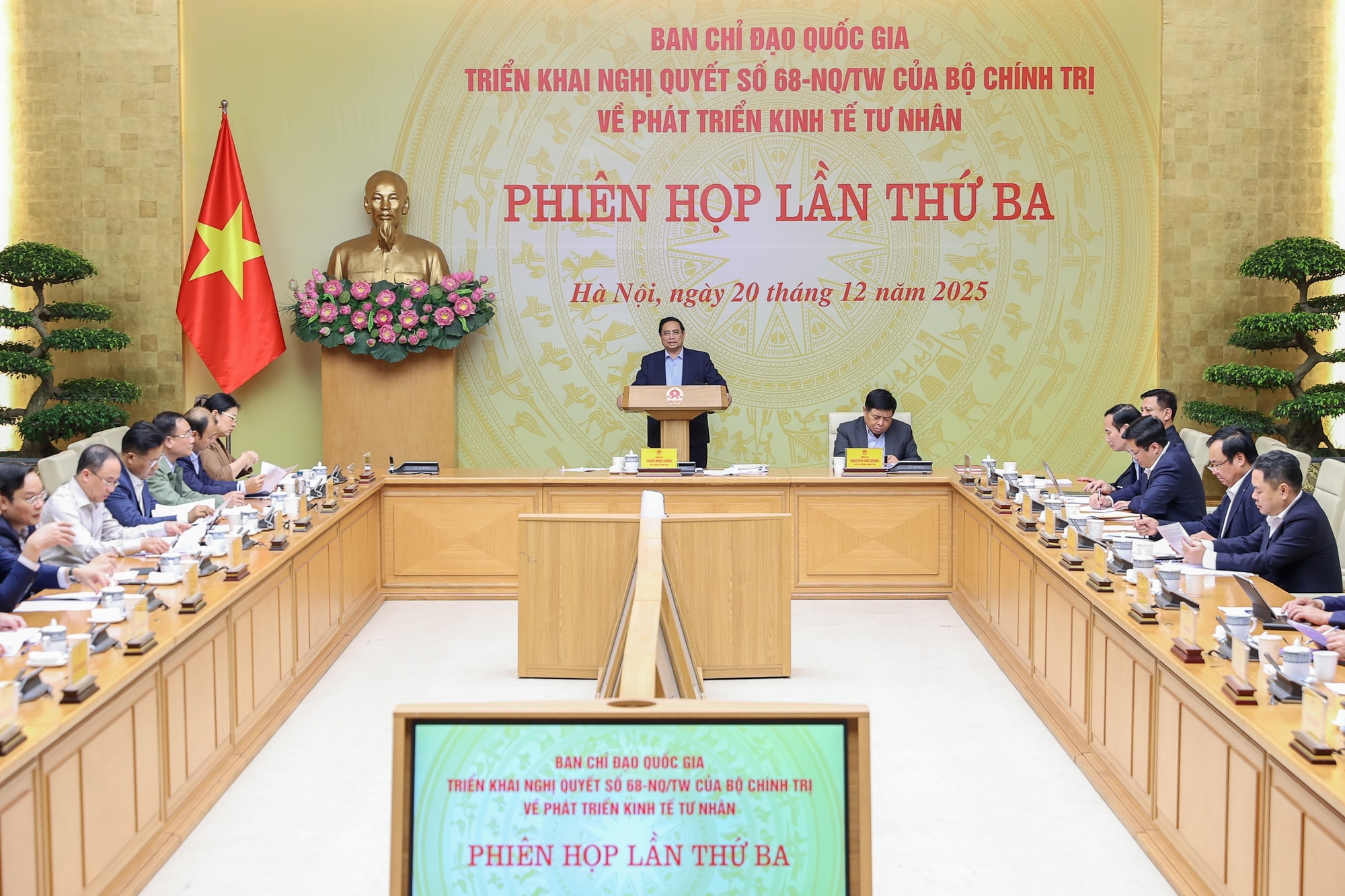 Thủ tướng chủ trì phiên họp lần thứ 3 Ban Chỉ đạo về phát triển kinh tế tư nhân- Ảnh 1. Thủ tướng chủ trì phiên họp lần thứ 3 Ban Chỉ đạo về phát triển kinh tế tư nhân- Ảnh 1.