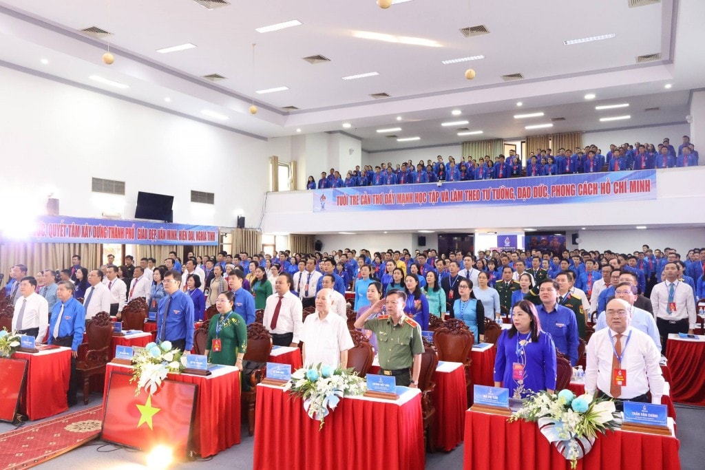 Dự Đại hội có Ủy viên dự khuyết Ban Chấp hành Trung ương Đảng, Phó Chủ tịch Ủy ban Trung ương Mặt trận Tổ quốc Việt Nam, Bí thư thứ nhất Trung ương Đoàn TNCS Hồ Chí Minh Bùi Quang Huy. Cùng dự có Phó Bí thư Thường trực Thành ủy, Chủ tịch HĐND TP Cần Thơ Đồng Văn Thanh; Phó Bí thư Thành ủy Cần Thơ Trần Văn Huyến; Phó Bí thư Thành ủy, Chủ tịch Ủy ban MTTQ Việt Nam TP Cần Thơ Hồ Thị Cẩm Đào; Phó Bí thư Thành ủy, Trưởng Đoàn đại biểu Quốc hội TP Cần Thơ Nguyễn Tuấn Anh; lãnh đạo các tỉnh, thành phố, sở, ngành cùng 300 đại biểu chính thức, đại diện cho hơn 180.000 thanh niên toàn thành phố.