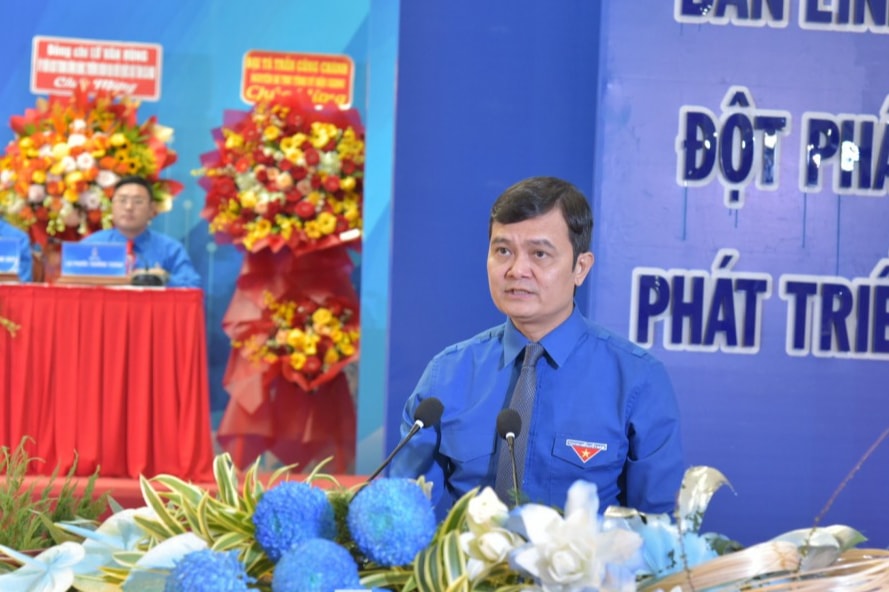 Bùi Quang Huy, Ủy viên dự khuyết Ban Chấp hành Trung ương Đảng, Phó Chủ tịch Ủy ban Trung ương Mặt trận Tổ quốc Việt Nam, Bí thư thứ nhất Trung ương Đoàn TNCS Hồ Chí Minh