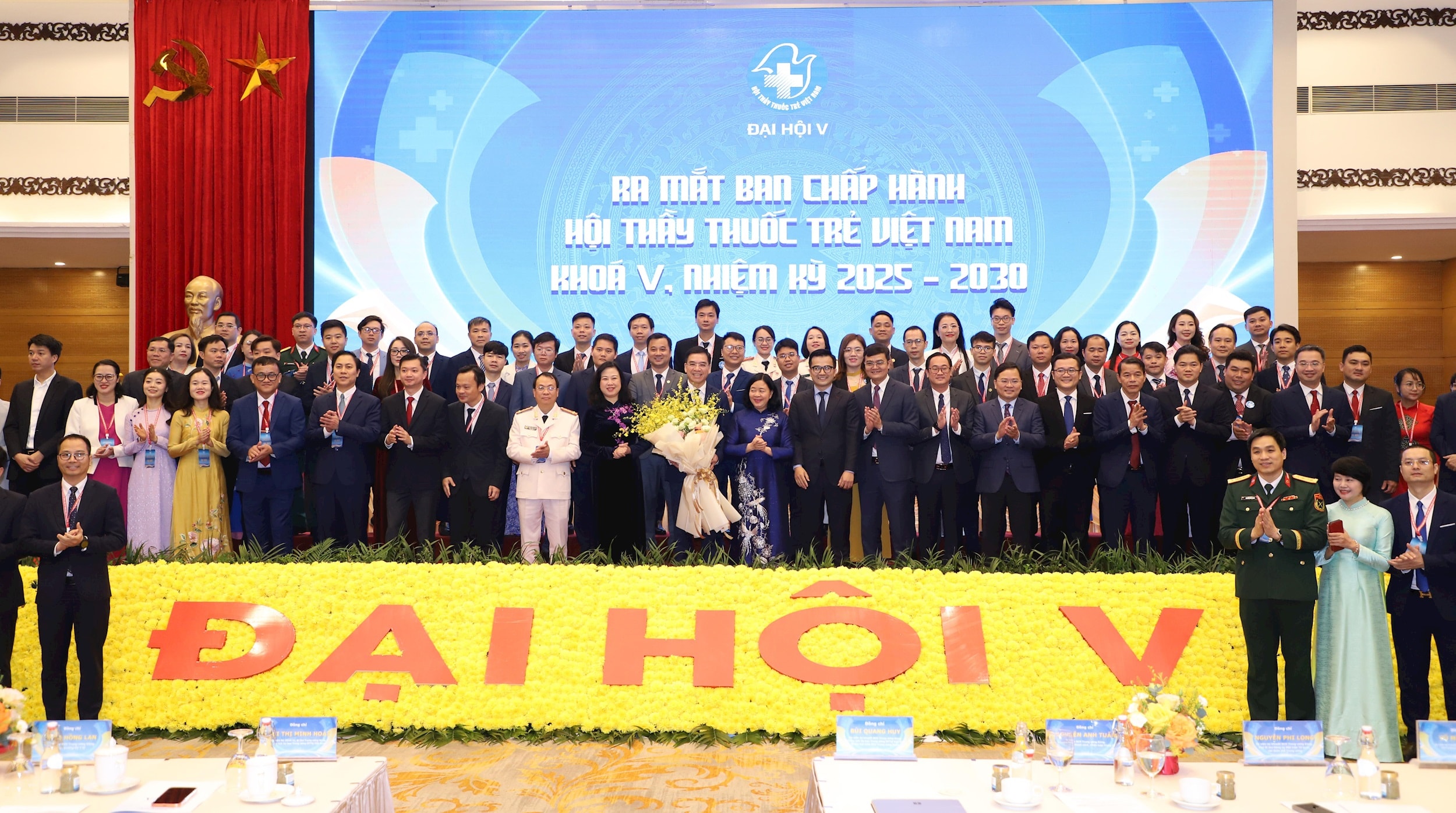 thay-thuoc.jpg