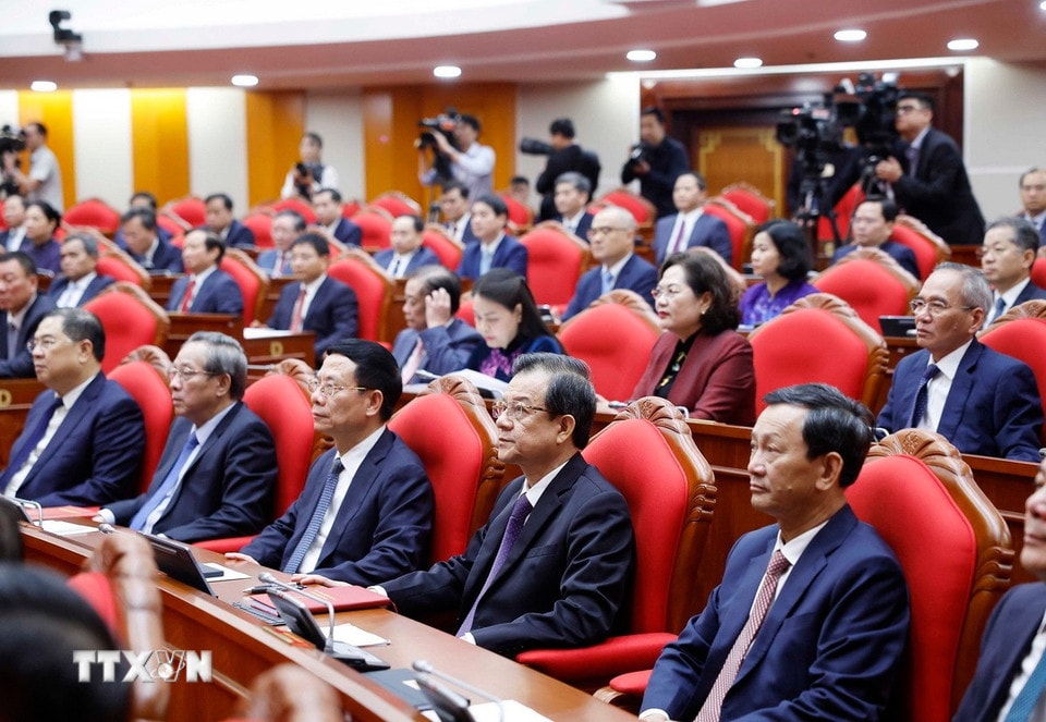 Các đại biểu dự phiên bế mạc Hội nghị lần thứ 15 Ban Chấp hành Trung ương khóa XIII. (Ảnh: Thống Nhất/TTXVN)