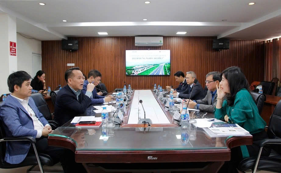 quang-canh-toa-dam.jpg