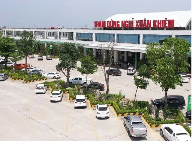 tram-xuan-khiem-van-duan.jpg