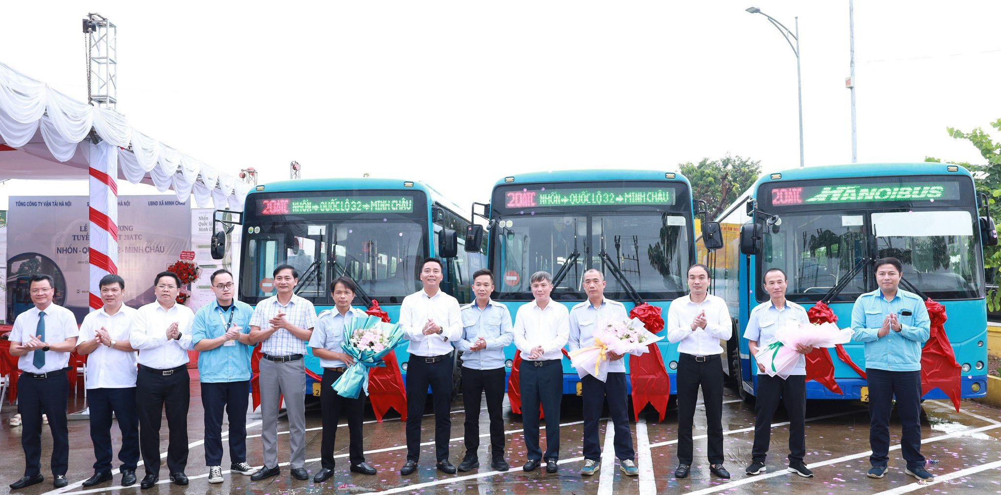 minh-chau-xe-bus.jpg