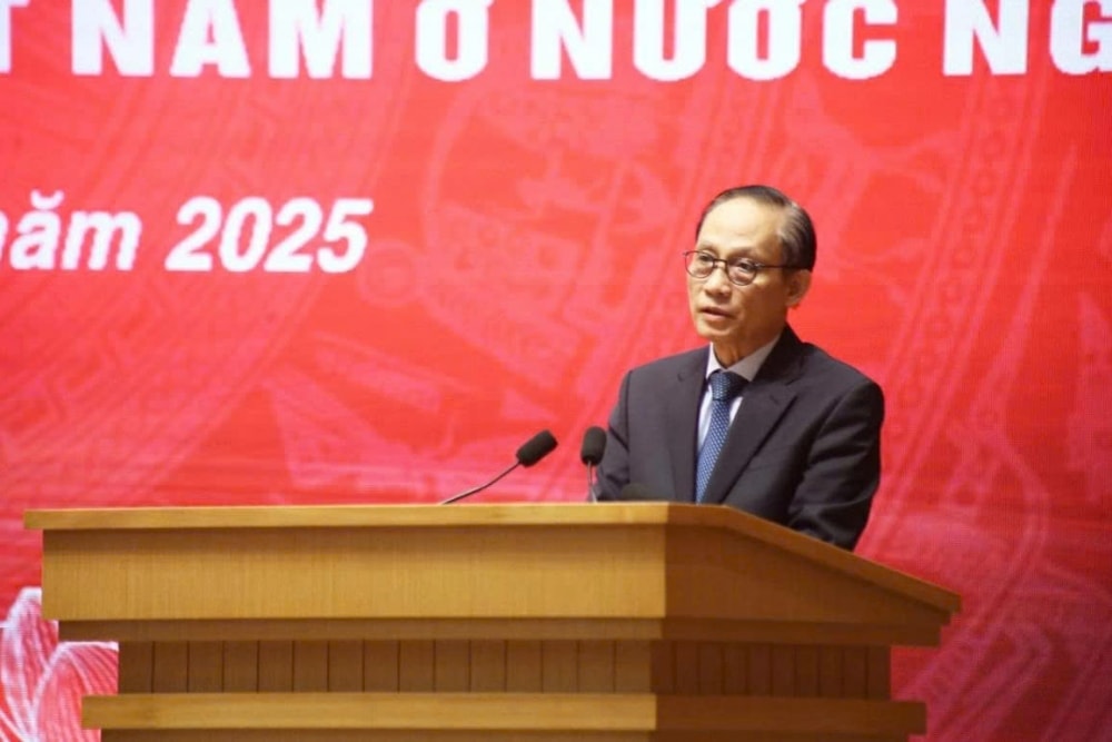 Thúc đẩy “3 đột phá” trong công tác đối với người Việt Nam ở nước ngoài