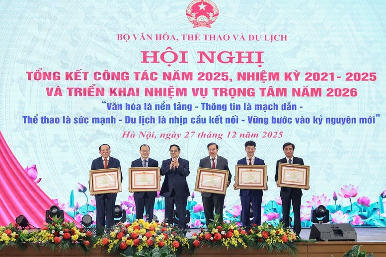 bang-khen.jpg